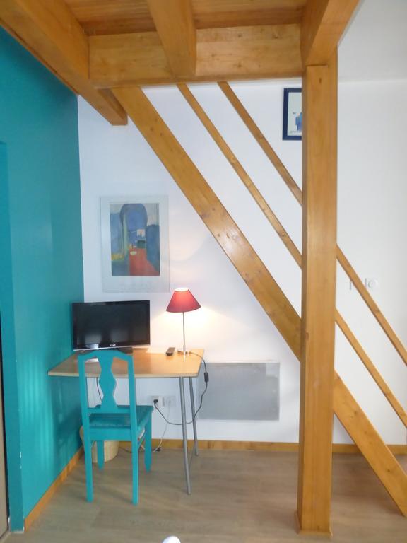 Au The A La Menthe Bed & Breakfast Romans-sur-Isere Exterior photo