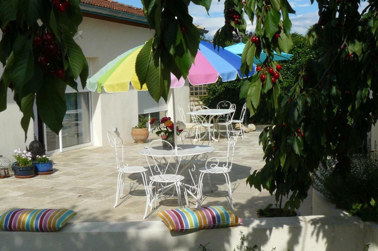 Au The A La Menthe Bed & Breakfast Romans-sur-Isere Exterior photo